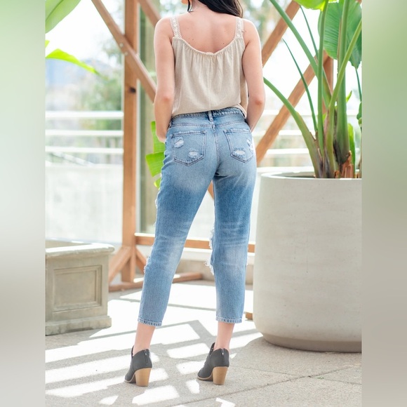 Kancan Ruby High Rise Distressed Boyfriend Jeans - Picture 4 of 16